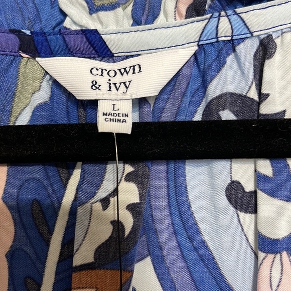 Crown & Ivy Dress -long sleeve - Picture 5 of 6
